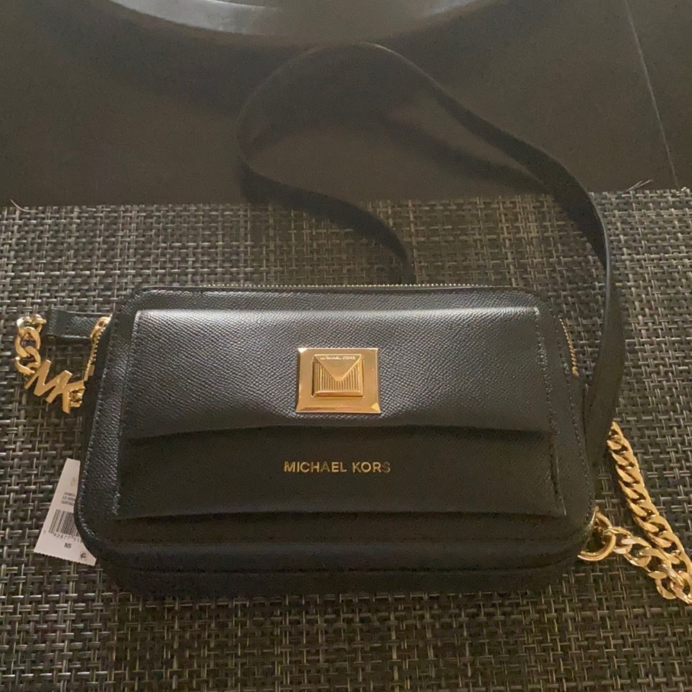 Michael Kors Crossbody purse